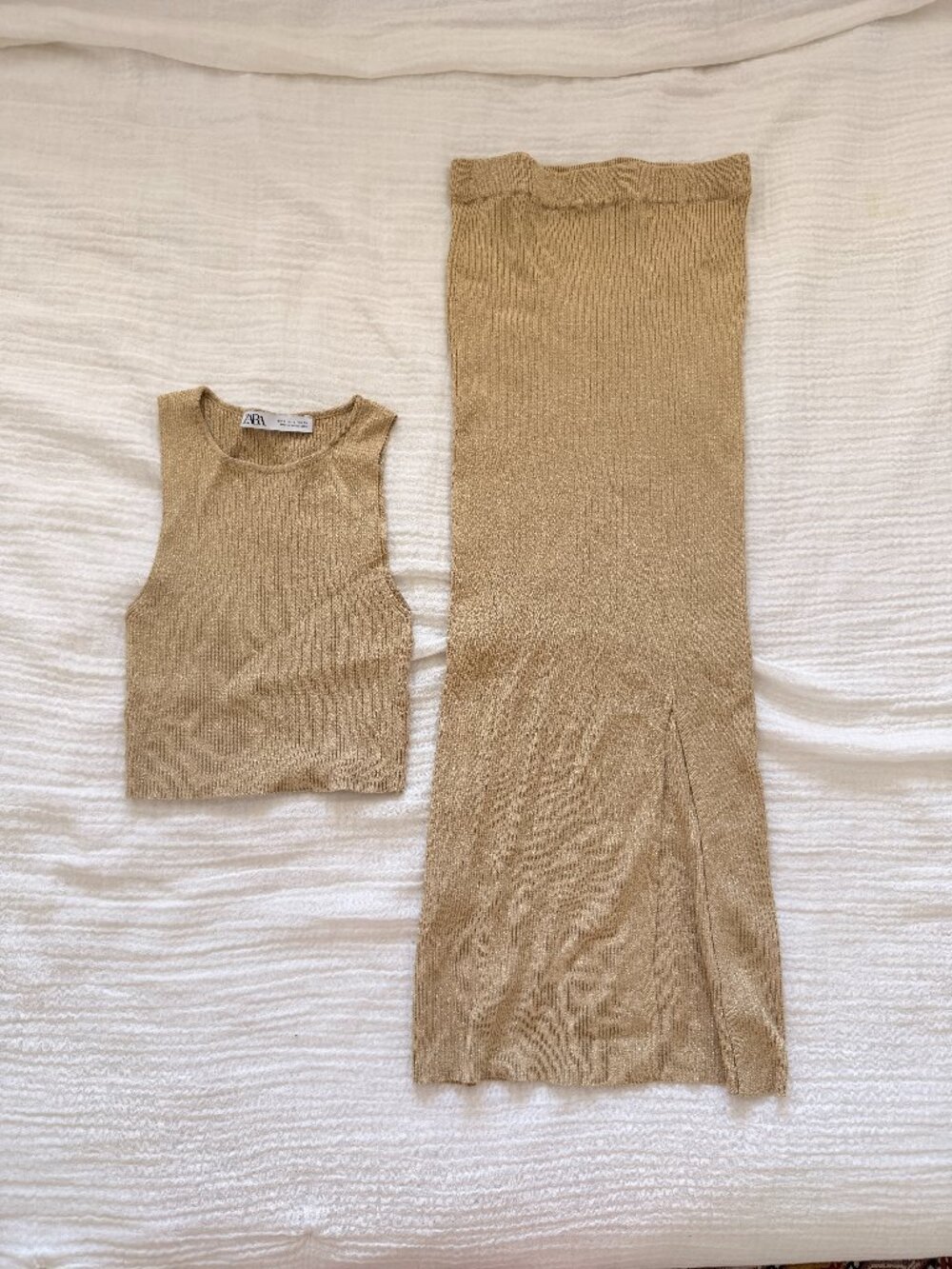 Zara Shimmer Gold Ribbed Knit 2-Piece Set - Cropped Top High Waisted Midi Skirt